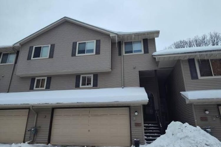 127 South Dr D Circle Pines, MN 55014, Anoka County