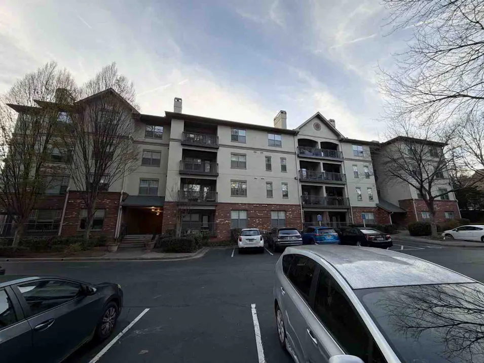 5559 Glenridge Dr Atlanta, GA 30342, Fulton County