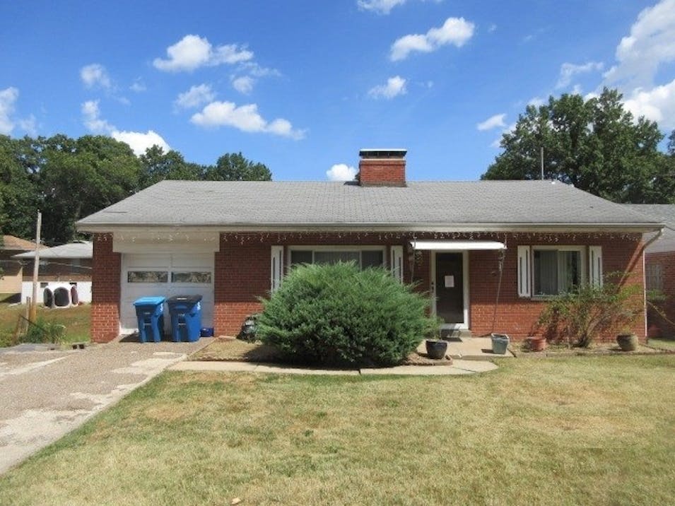 6947 Groveland Dr Saint Louis, MO 63121, St. Louis County