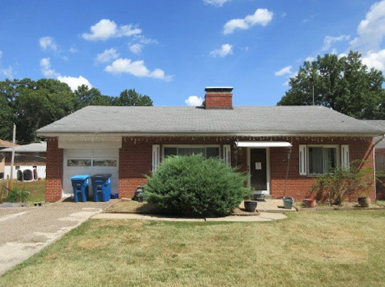 6947 Groveland Dr Saint Louis, MO 63121, St. Louis County