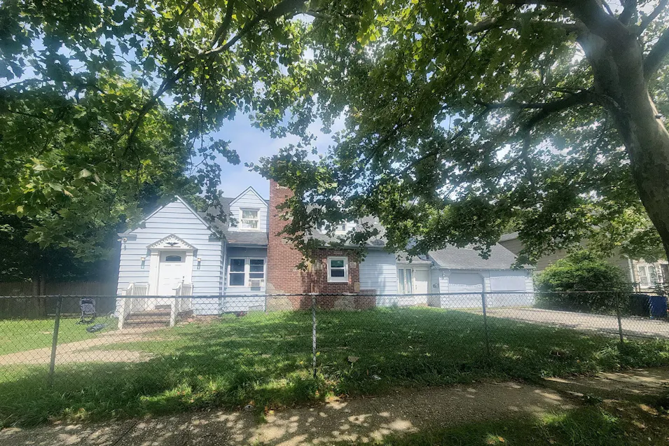 32 3rd Ave Central Islip, NY 11722, Suffolk County