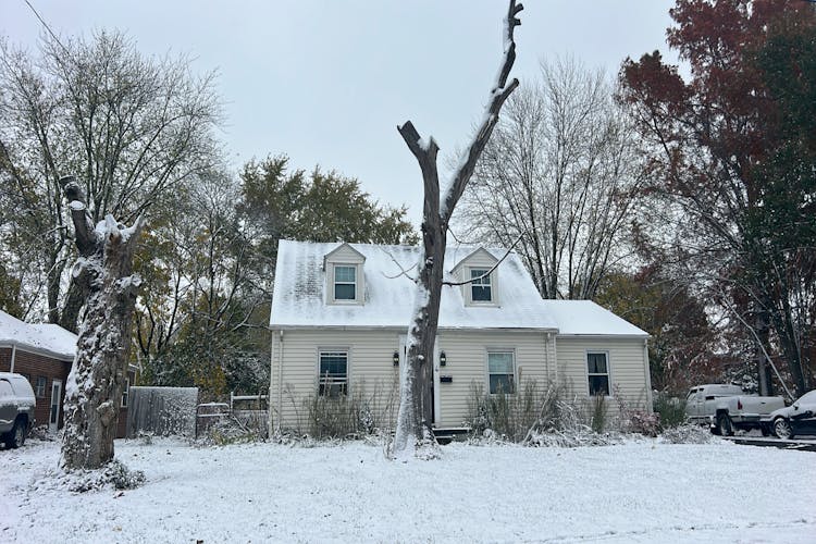 4 Richmond Ave London, OH 43140, Madison County