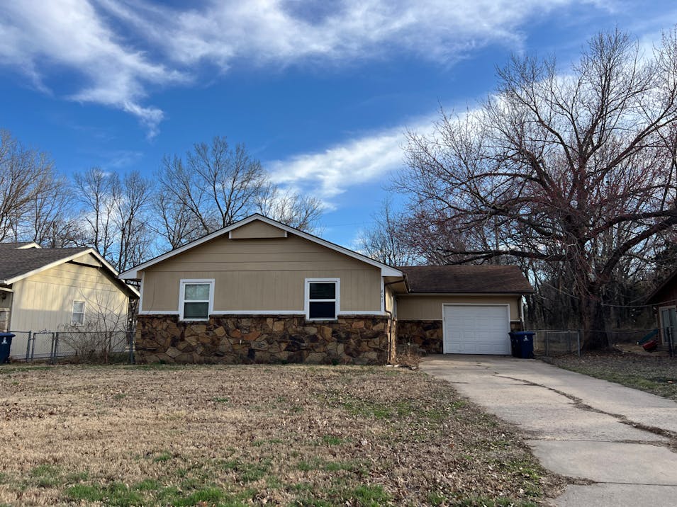 601 W 12th Ave El Dorado, KS 67042, Butler County