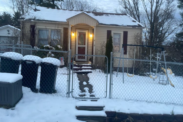 127 Ashwood St Beckley, WV 25801, Raleigh County