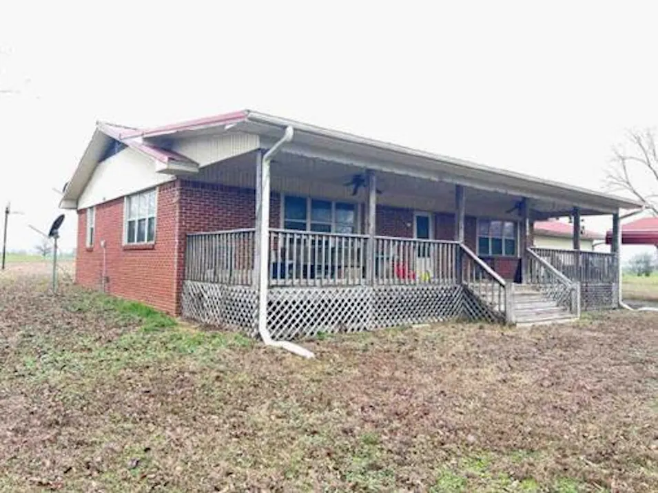 147 Young Loop Umpire, AR 71971, Howard County