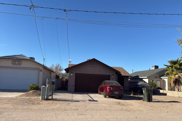 2617 Crozier Avenue Kingman, AZ 86401, Mohave County