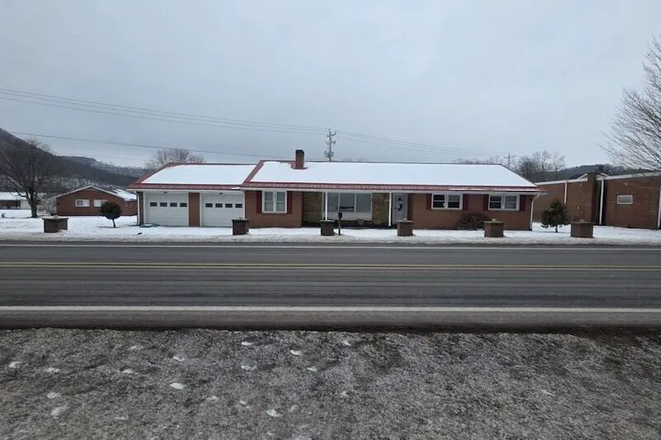 187 Water Street Peterstown, WV 24963, Monroe County