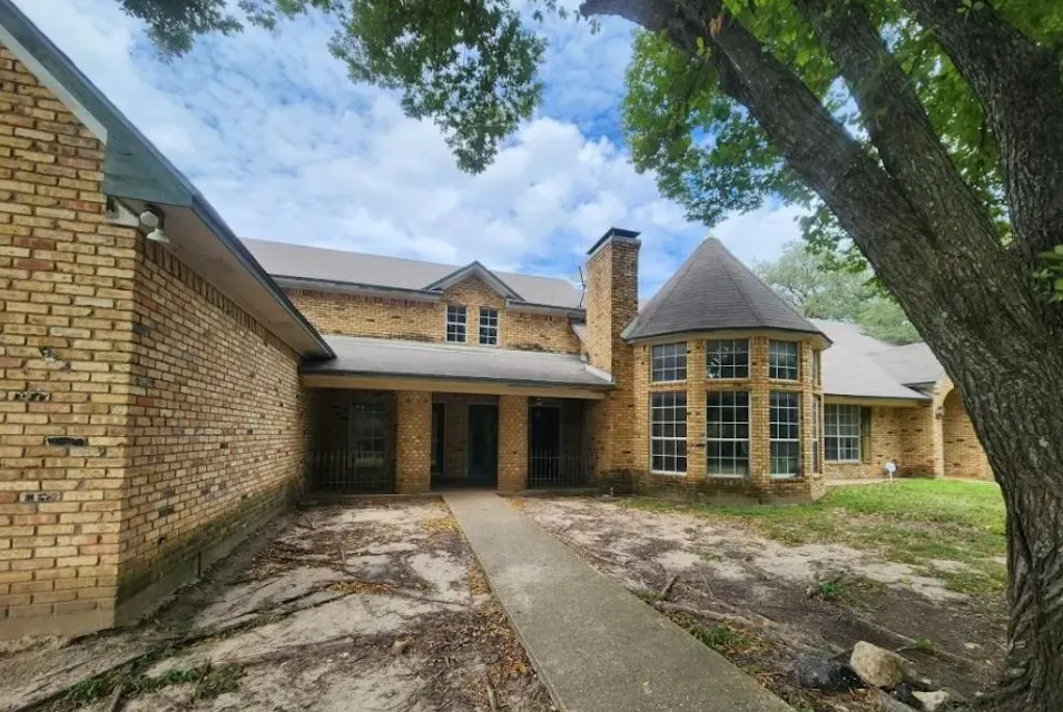 242 NW County Road 6 Corsicana, TX 75110, Navarro County