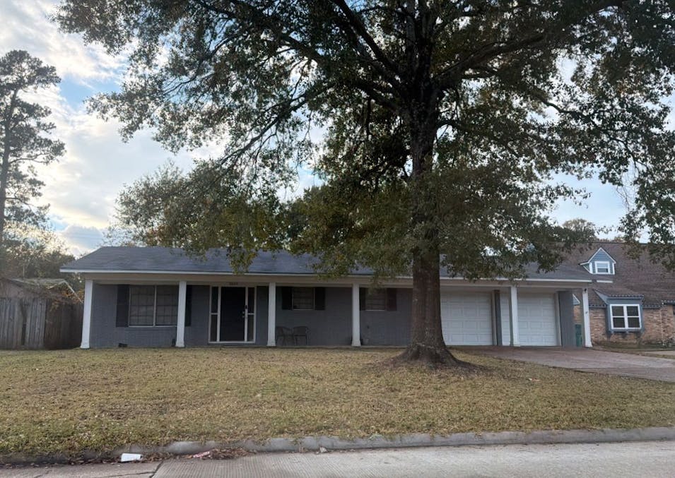 2825 23rd St Orange, TX 77630, Orange County