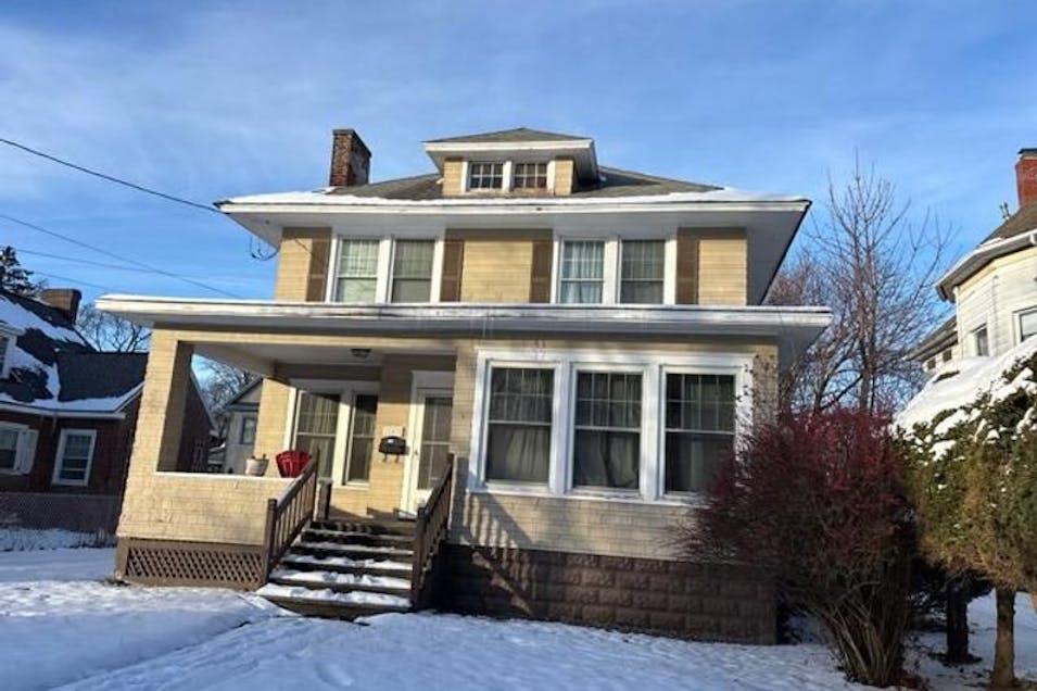 141 East Genesee Street Auburn, NY 13021, Cayuga County