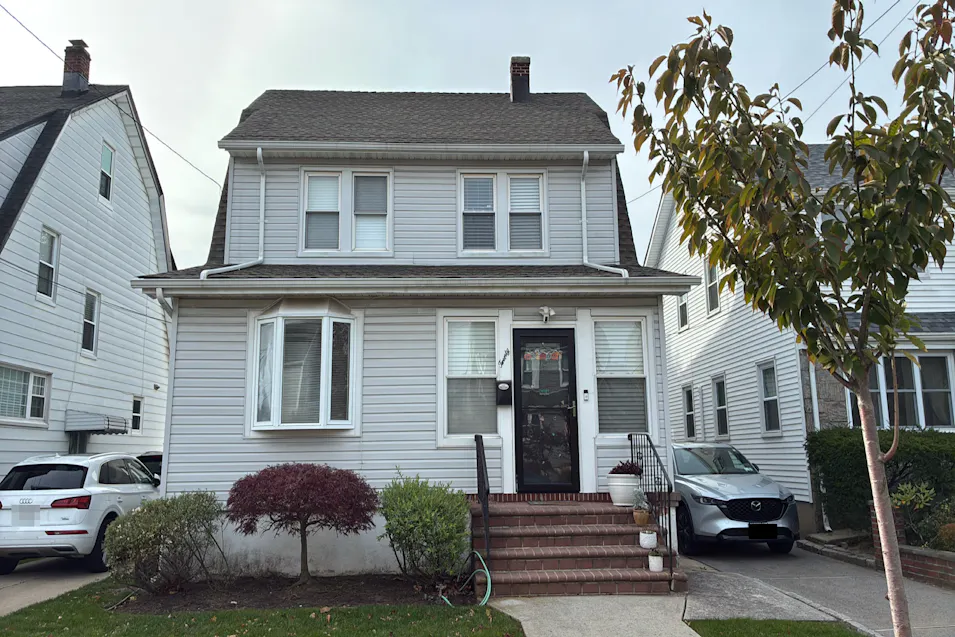 20 West Oxford Street Valley Stream, NY 11580, Nassau County