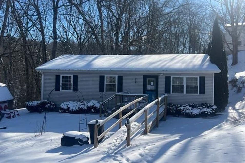 208 2nd St Shady Spring, WV 25918, Raleigh County