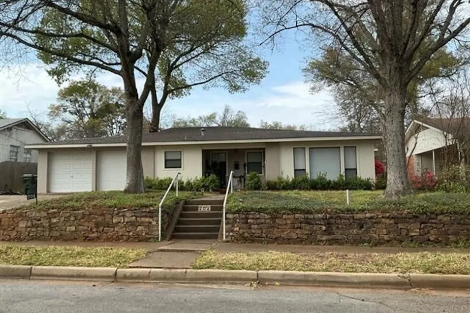 704 Haden St Tyler, TX 75701, Smith County