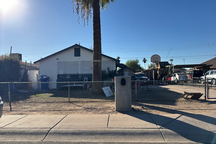 4830 S 4th St Phoenix, AZ 85040, Maricopa County