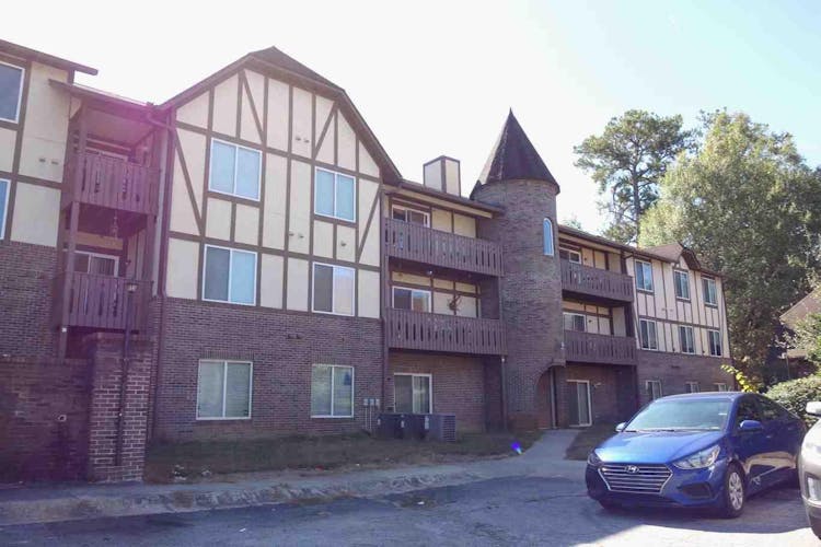 1017 Camelot Dr Fulton, GA 30349, Atlanta County