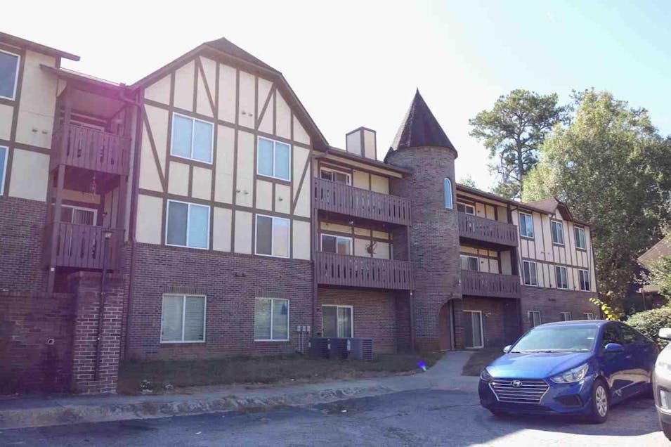 1017 Camelot Dr Fulton, GA 30349, Atlanta County