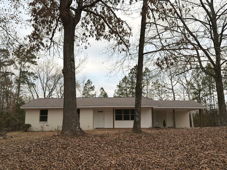 1324 Seale Bend Pontotoc, MS 38863, Pontotoc County