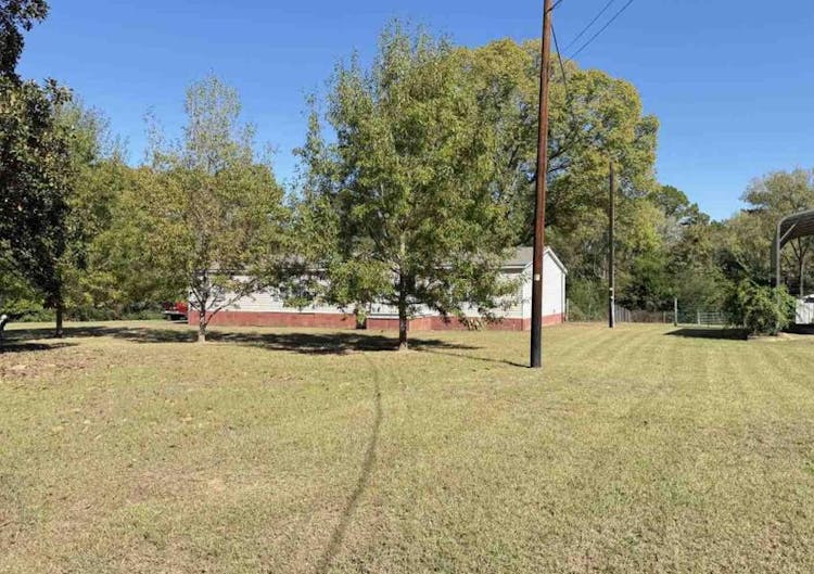 121 Allen St Arp, TX 75750, Smith County