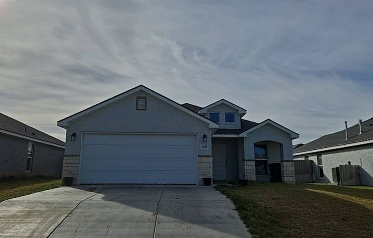 1529 Lullwater Rd Amarillo, TX 79118, Randall County