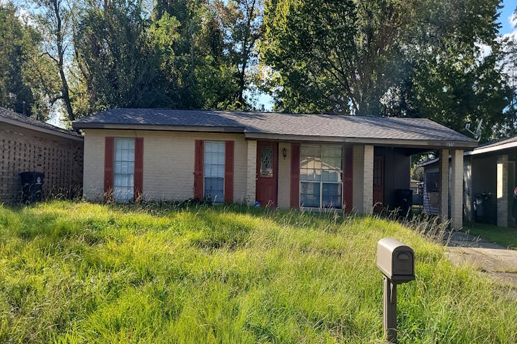 5847 Atlanta Ave Baton Rouge, LA 70812, East Baton Rouge Parish County