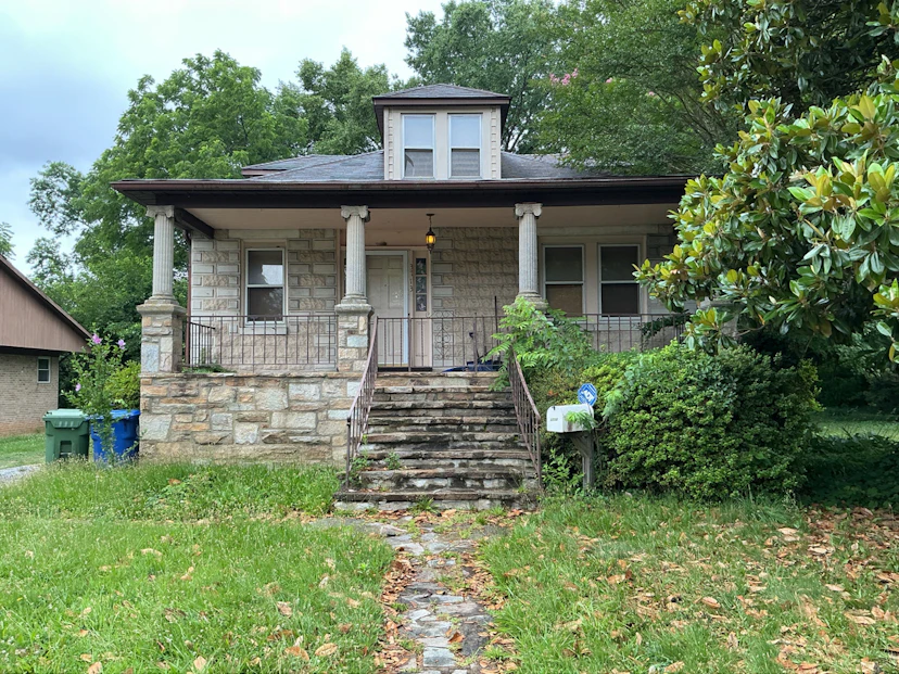 3713 Mary Ave