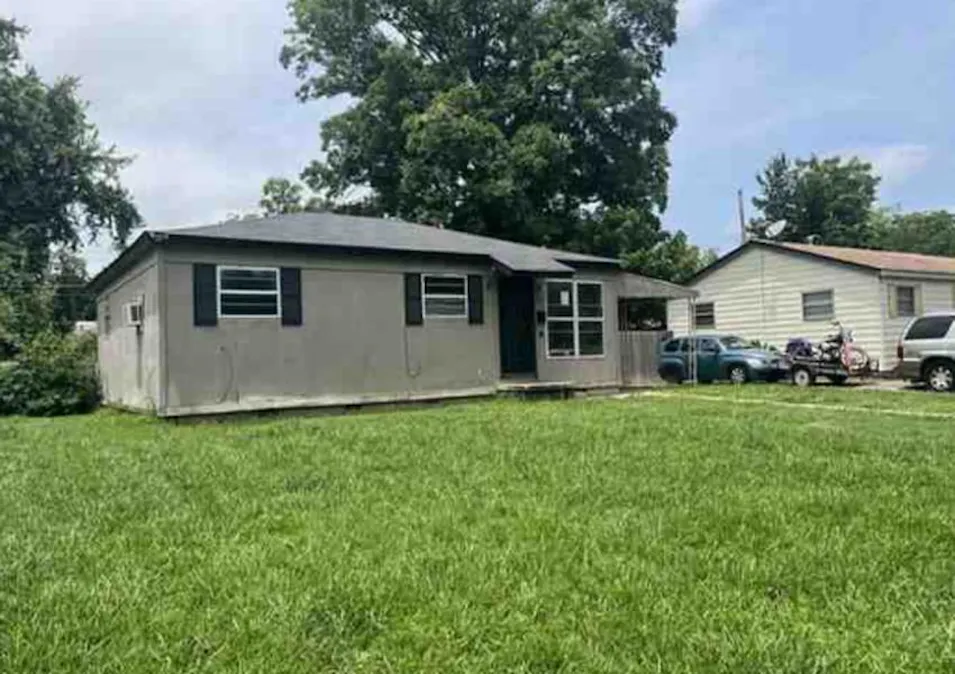 2111 Whyte Dr N Little Rock, AR 72117, Pulaski County