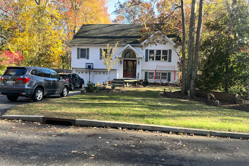 2 Flamingo Drive Smithtown, NY 11787, Suffolk County