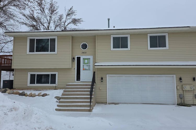 3831 Windcrest Ct Eagan, MN 55123, Dakota County