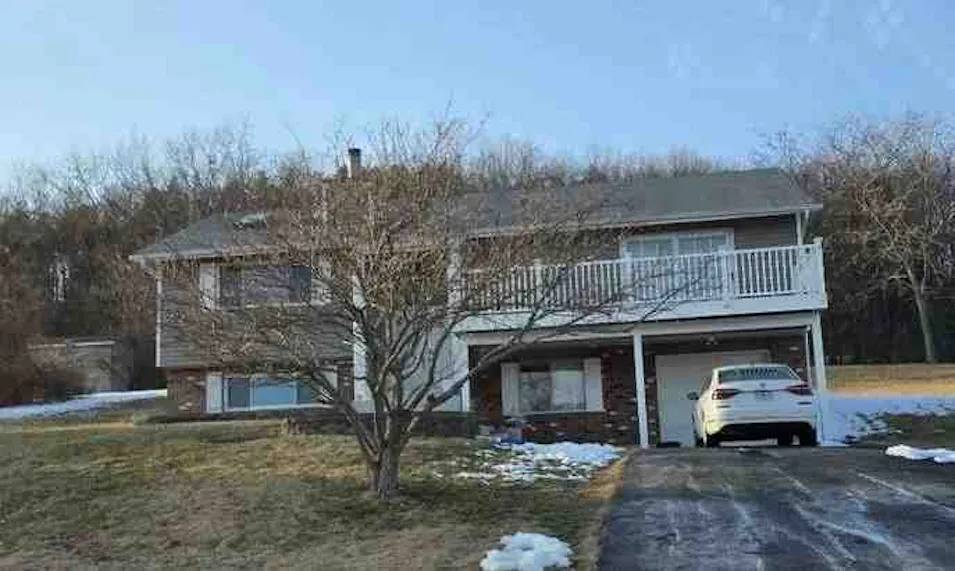 1802 Deer Run Trail Pacific, MO 63069, Franklin County