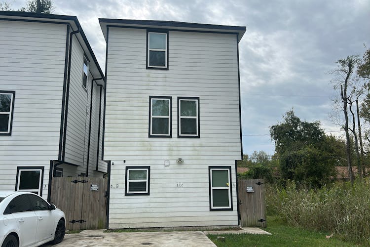 8330 Parker Rd Houston, TX 77078, Harris County