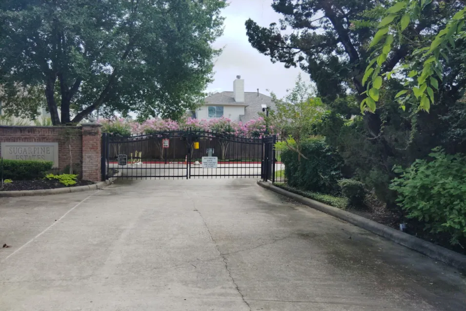 1914 Sugar Pine Cir Houston, TX 77090, Harris County