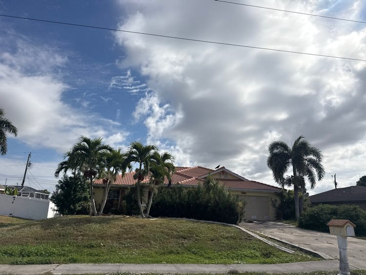 3111 Sw20th Ave Cape Coral, FL 33914, Lee County
