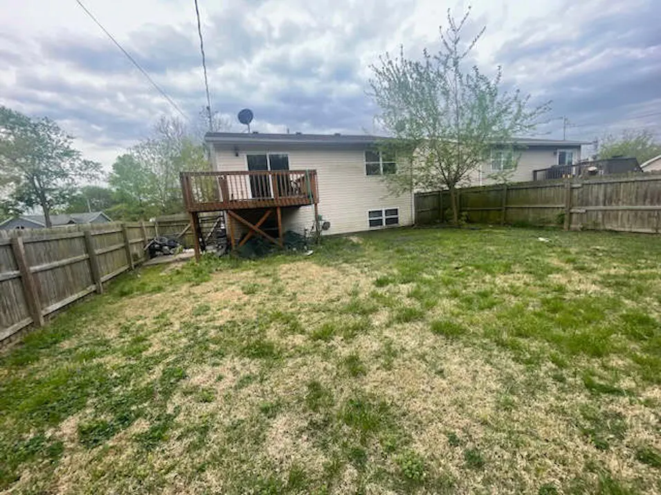 535 Chouteau Ave Granite City, IL 62040, Madison County