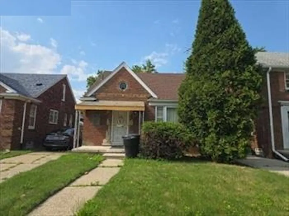 15225 Edmore Detroit, MI 48205, Wayne County