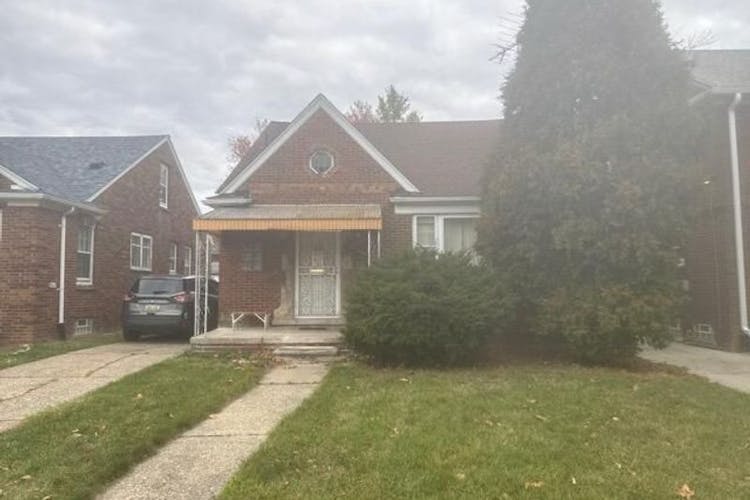 15225 Edmore Detroit, MI 48205, Wayne County