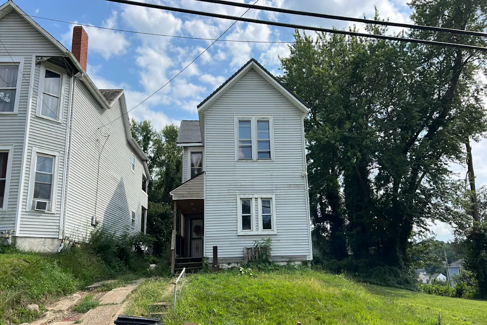 1072 Eastman Street Zanesville, OH 43701, Muskingum County