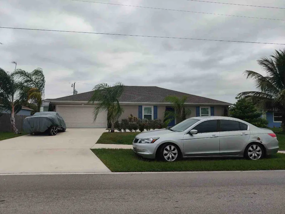 361 SW Thornhill Dr Port St Lucie, FL 34984, Saint Lucie County