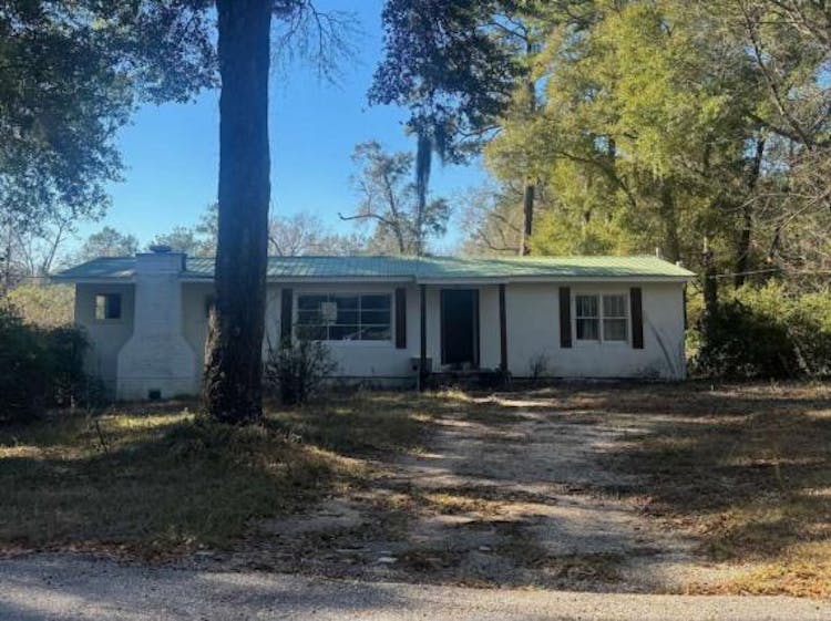 343 Saraland Ave Saraland, AL 36571, Mobile County