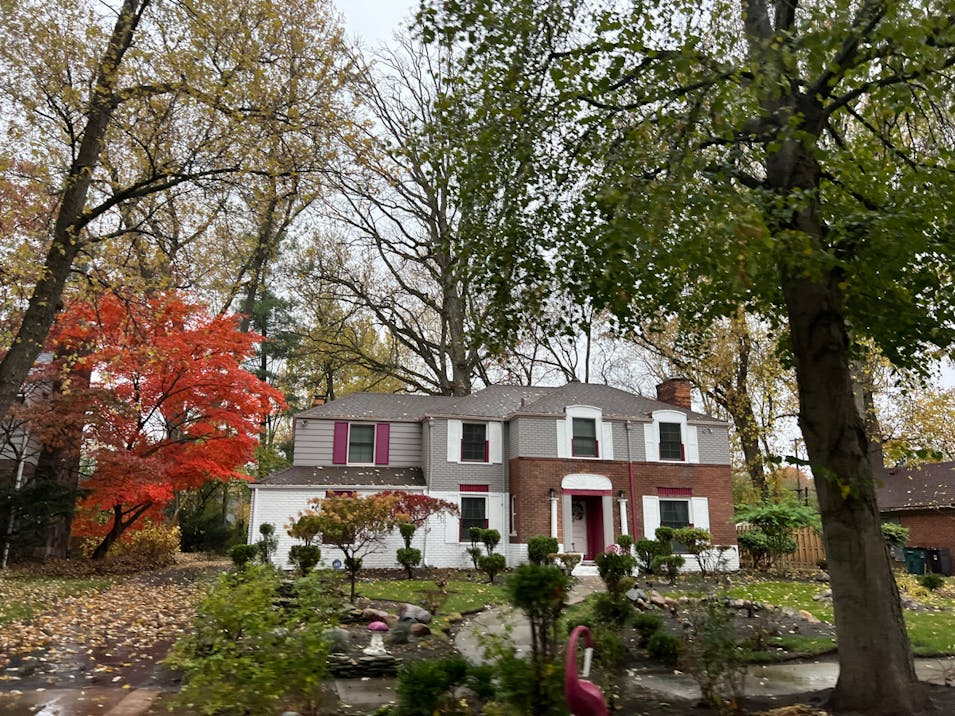 18771 Glenwood Blvd Lathrup Village, MI 48076, Oakland County