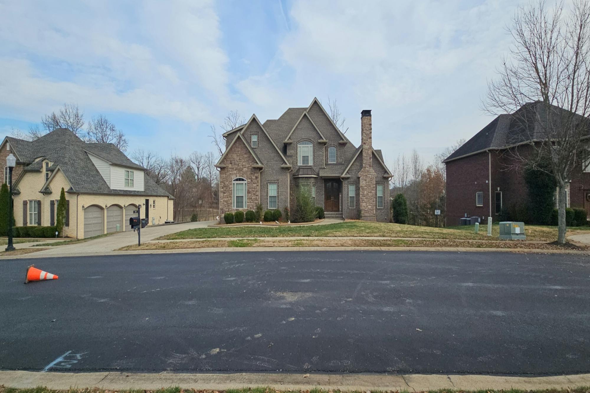 Copperstone Dr, Clarksville, TN 37043