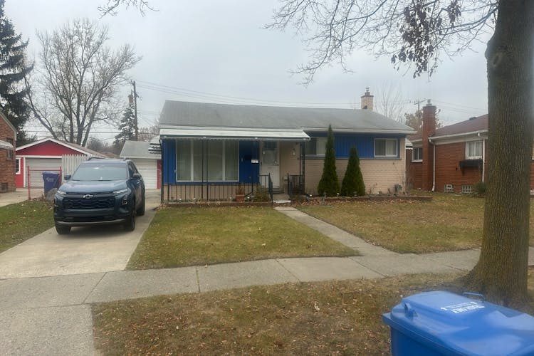 3727 Garrick Ave Warren, MI 48091-3457, Macomb County