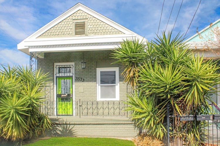 3533 S Liberty St New Orleans, LA 70115, Orleans County