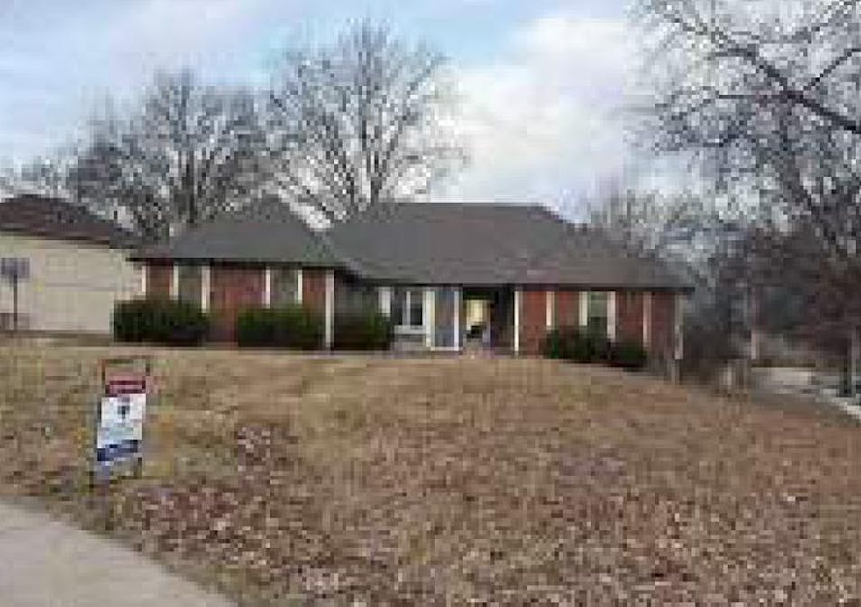 8148 Twin Oaks Dr Kansas City, MO 64151, Platte County