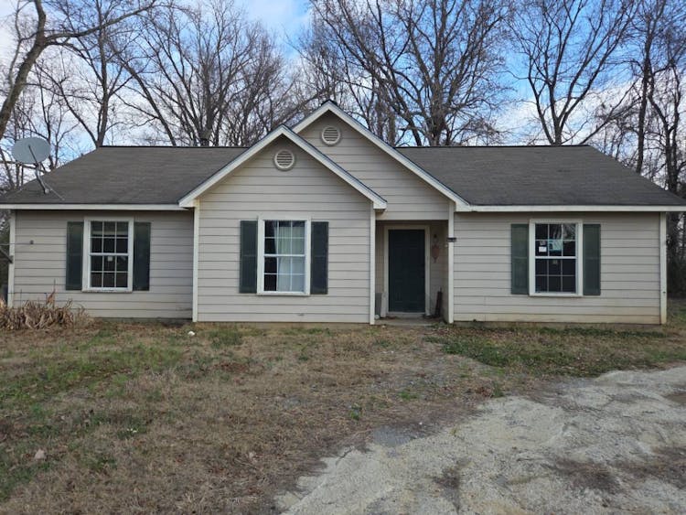 6254 Highway 1 N. Marianna, AR 72360, Lee County