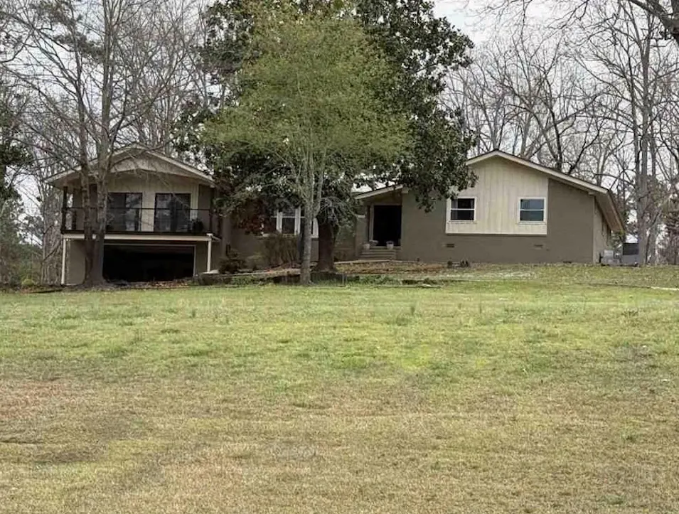 110 Piercetown Rd Fulton, MS 38843, Itawamba County
