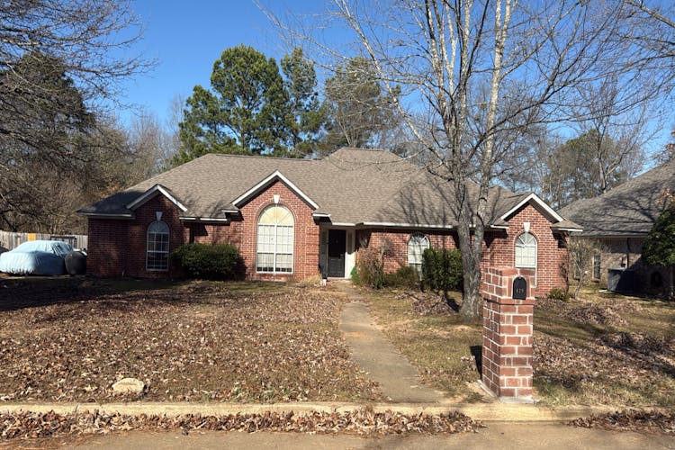 429 Whippoorwill Ln Wake Village, TX 75501, Bowie County