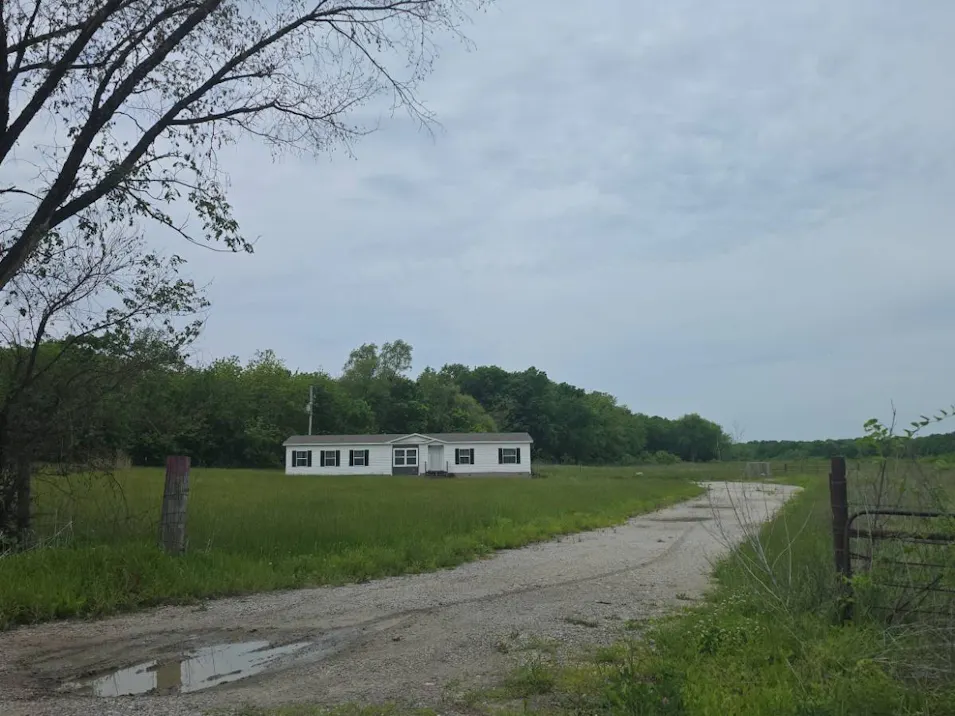 1292 255th Street Fort Scott, KS 66701, Bourbon County