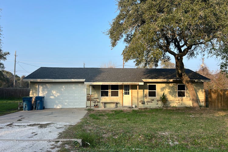1510 West Terrace Blvd Rockport, TX 78382, Aransas County