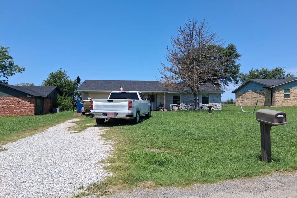 528 S 4th Ave Stroud, OK 74079, Lincoln County