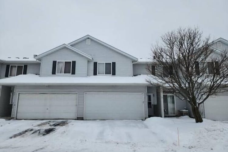 643 Roundhouse Street Shakopee, MN 55379, Scott County